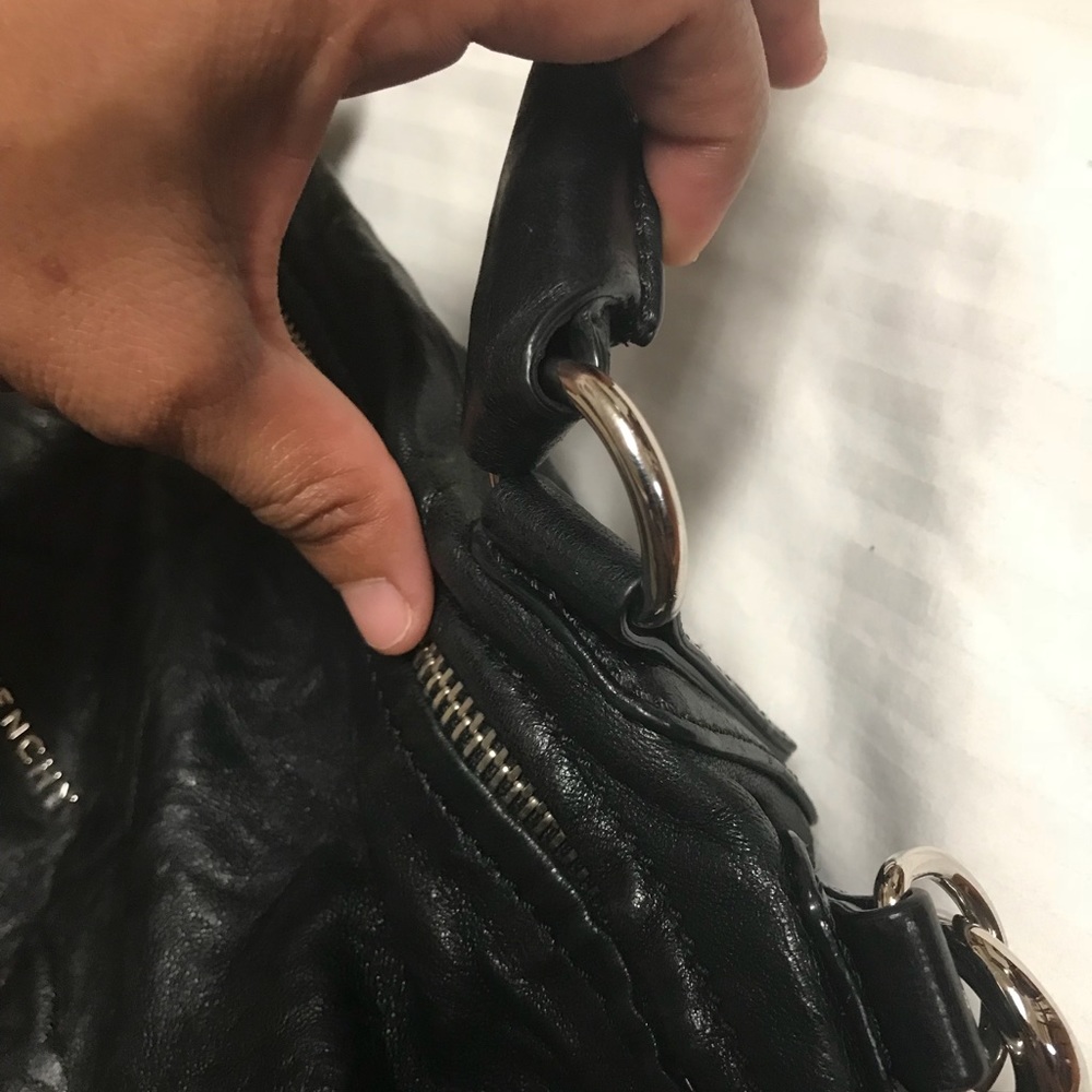 Authentic Givenchy Pandora - Picture 3 of 8